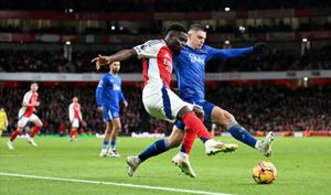 Arsenal hòa Everton 0-0, bỏ lỡ cơ hội rút ngắn khoảng cách với Liverpool